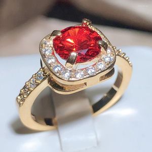 Cluster Rings Vintage Red Square Cubic Zirconia Women Ring CZ Stone Noble Mother/Grandmother Gift Retro Party Finger Bright Jewelry