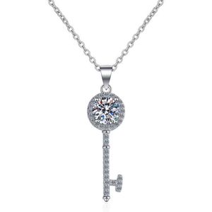 Passed Diamond Test Moissanite 925 Sterling Silver Key Simple Clavicle Chain Pendant Necklace Women Fashion Cute Jewelry 05-1ct240g