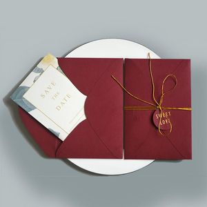 Greeting Cards 50pcs 2023 European Wine Red Simple Fashion Wedding Invitation Customized Printing Personalized