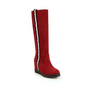 Stivali Oversize Taglia grande Stivali moda donna di grandi dimensioni Punta tonda Stivali rialzati in altezza Scarpe da donna leggere Peso leggero 231129