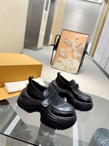 Tasarımcı Lüks Sıradan Ayakkabı Botları Parlak Siyah Kadın Platform Spor Sabahları Ayakkabı Eğitmenleri Vintage Ladies Arşivli Spor ayakkabıları botları orijinal kutu ile en kaliteli