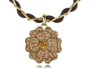 Pendentif Colliers Light Smoked Topaz Coloré Fleur Unique Cristal Collier De Pétale Multiple