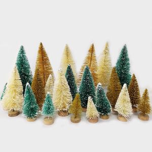 Oggetti decorativi Figurine Mini albero di Natale Miniature Plastica Inverno Neve Ornamento Natale Festa Resina Artigianato Miniature Paesaggio Decor Forniture 231130