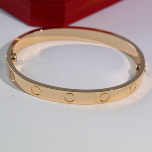 Bracciale di design Bracciale a vite amore Gioielli di lusso Acciaio al titanio belcher Argento Diamante Colore artigianale per uomo Donna Cacciavite Bracciale rigido Regali di alta qualità