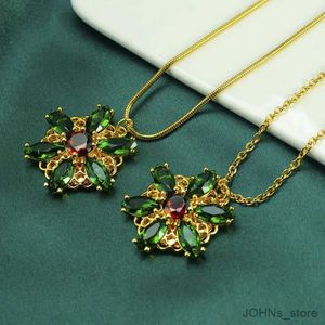 Halsketten mit Anhänger Anastasia NecklaceTogether In Emerald Stone Flower Halskette Von der verlorenen Prinzessin inspirierte Anhängerhalskette für Frauen R231130