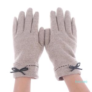 Luxury-mode elegant kvinnlig ull pekskärm handskar vinter kvinnor varm kashmhere full finger läder båge prickade broderier handskar