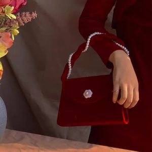 Abendtaschen Vintage Perlenkette Damen Kleine quadratische Schulter Damen Roter Samt Umhängetasche Luxus Femlae Unterarm Geldbörse Handtaschen 231129