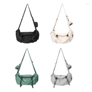 Kvällspåsar enkel crossbody väska för kvinnor shopper nylon axel satchel handväska researbete