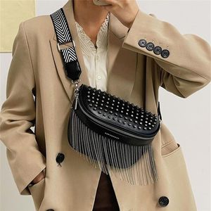 Luxury Woman Chest Bag Fashion Tassel Leather Large Capacity Crossbody Chest Bag Women Waist Bag Casual Rivet Desing Travel Pack 2282v