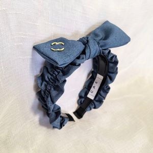 Söt tjej bowknot pannband julklapp pannband charmiga kvinnor lyxiga vintage design hårklipp designer märken denim pleated tyg pannband