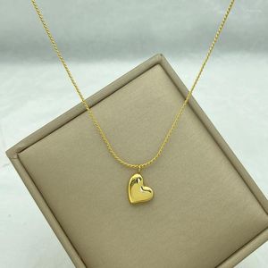 Pendant Necklaces Gold Plated Waterproof Stainless Steel Necklace For Woman With A Thin Chain And Small Heart Elegant Style