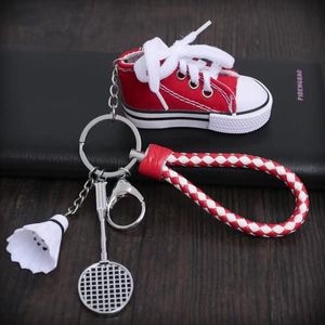 Großhandel Designer Mini Silikon Sneaker Schlüsselanhänger Männer Frauen Kinder Schlüsselanhänger Geschenk Schuh Schlüsselanhänger Clutch Kette Sneaker Schlüsselanhänger