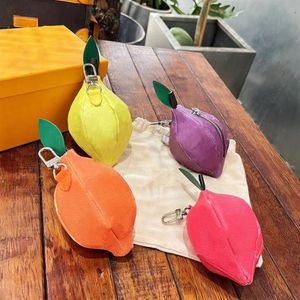 Ny stil Fashion Lemon Pendant Coin Purses Unisex Designer Accessories Nyckelkedja Change Purse Classic Printing Leather Handbag CA273L