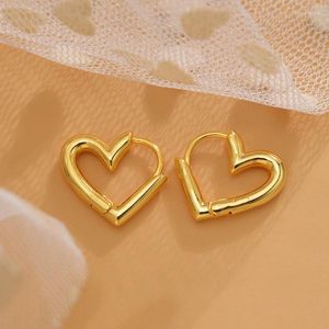 Hoop örhängen Guldfärg geometriska hjärtformade dubbar för kvinnor flickor mode ihåliga smycken tillbehör