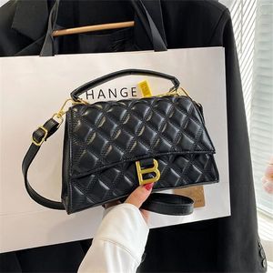 2023 Designers väskor Tygväska crossbody handväskor kvinnor axel messenger väskor designer handväskor handväska kvinnor tote plånbok