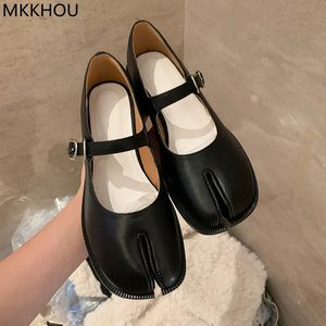 サンダルMkkhou Fashion s Shoes高品質のレザースプリットトーメアリージェーン快適なローヒール女性ロリータ231129