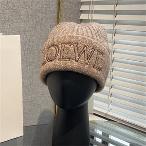 Designer-Beanie, luxuriöse Strickmützen für Männer und Frauen, lässige Hüte, vielseitige Kaschmir-Casual-Outdoor-Mützen ohne Krempe, Herbst-Winter, Unisex, warme Totenkopfmütze