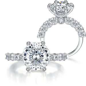 Minął test diamentowy 925 Sterling Silny Super Błysny Pierścień Moissanite For Girls Women Fashion Ring Biżuter