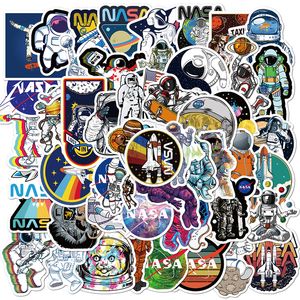 50st NASA LOGO Space Astronaut Graffiti Stickers f￶r DIY Bagage Laptop Skateboard Motorcykelcykelklisterm￤rken CNY066