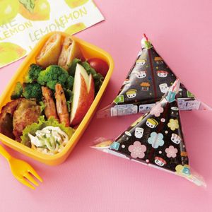Suşi araçları Japon karikatür üçgen pirinç top ambalaj çantası pişirme partisi piknik deniz yosunu film 230201