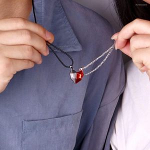 Pendant Necklaces 4Pcs/Set Geometric Jewelry Set Couple Bracelets Magnetic Distance Heart Men Women Handmade For Daily Wear