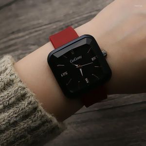 Wristwatches UTHAI CQ152 Fashion Simple Ladies Watch Square Silicone Waterproof Quartz Girls Tape