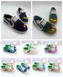 Scarpe per bambini popolari Designer Sneaker Scarpe da basket per bambini Scarpe da jogging da esterno traspiranti Boy Girl Scarpe da skate casual Tessuto di cotone Scarpe sportive per bambini 26-35