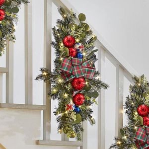 Decorative Flowers Christmas Decoration LED Wreath Cordless Prelit Stairs Lights Up Home Holiday Festive Party Supplies