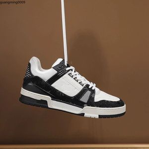 Tasarımcı Moda Eğitmeni Sneaker Intage Sıradan Ayakkabı Virgils Timsah-Dökülmüş Siyah Gri Kahverengi Beyaz Yeşil Buzağı Deri Fransız Ablohs Erkek Ayakkabı GM9B000002