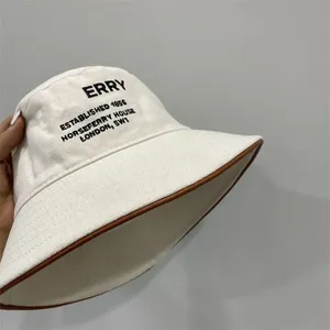Tasarımcı Kova Şapka Bayan Balıkçı Erkekler Moda Unisex Şapka Katlanabilir Harf Şık Cap Günlük Şapkalar Beanie Bonnet B 2302015QS Caps