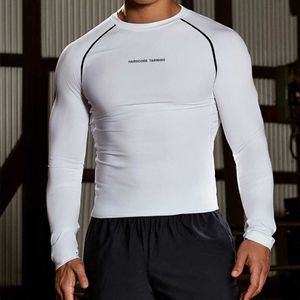 メンズTシャツ新しいジムフィットネスTシャツコンプレス長袖シャツボディービルスリムフィットトレーニングスポーツTシャツスキニーティートップス男性服Y2302