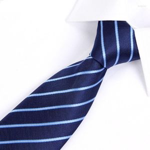 Bow Ties High Quality 2023 Designers Brands Fashion Business 7cm Slim For Men Striped Navy Blue Slycksarbete med presentförpackning