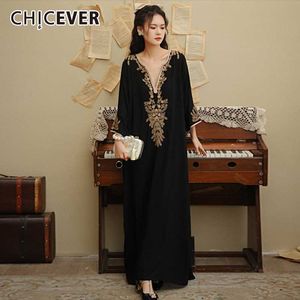 Casual Dresses CHICEVER Vintage Dress For Women V Neck Long Sleeve Ankle Length Side Split Designer Embroidery Female Fashion 2023 Tide