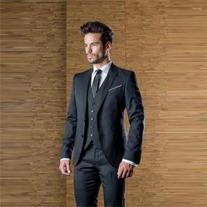 Ternos masculinos Charcoal Custom Mass Wedding Terno de casamento atingiu o lapela Slim Fit Grooms Smoking Tuxedo Business (colete de calças de jaqueta)