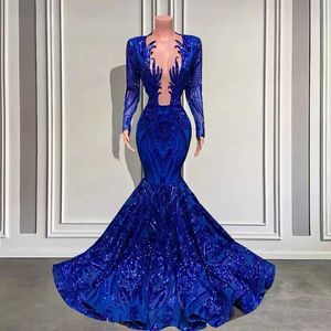 Glitter Royal Blue African Mermaid Prom Dresses Sheer Plunging Neck Pattern Sequined Lace Applique Long Sleeves Black Girls Formal Party Evening Gowns