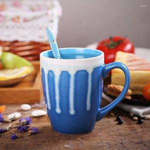 Canecas canecas de cerâmica caneca variável fluxo de fluxo criativo Pinanciado à mão xícara de chá azul rosa presente por atacado de porcelana com punhal manual