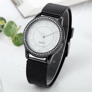 Armbandsur Black Diamond Set Glow-in-the-Dark Watch Ladies Round Mesh med kvarts digital skala legeringsficka Watchwristwatches