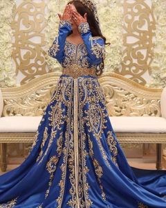 Luxury Moroccan Kaftan Evening Dresses Gold Crystals Beaded Lace Applique Long Sleeves A Line Arabic Dubai Prom Party Gowns Elegant Muslim Women Formal Dress