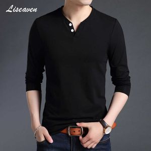 T-shirty męskie Liseaven 2019 Nowe męskie bawełniane koszulki długie rękawowe solidne koszulka Slim Fit Tee koszulka Mężczyźni ubrania Y2302