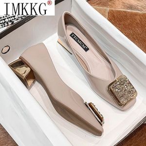 Klänningskor Autumn Square Head Woman Pumps Women Metal Button Thick Heel Sexy Party Fashion Designer 230201