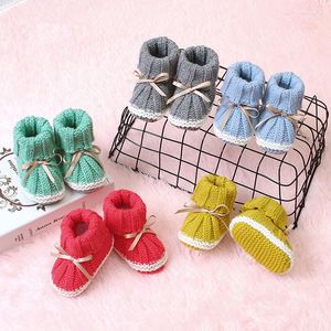 Primeiros caminhantes nascidos menina bowknot inverno quente outono infantil infantil crochet botas pré-lençal sapatos de menino de solteiro fofo 0-24m