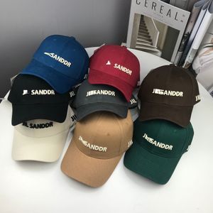 Beanie Skull Caps Alfabeto Bordado Autumn e Winter Fashion Maré Brand Baseball Sun Visor Hats For Men and Women Show Small Face