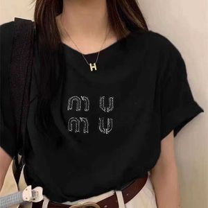 23SSサマーコットンショートスリーブTシャツ女性スウェットシャツ3D刺繍乗組員首TシャツMIUデザイナーTシャツレディースプルオーバーシャ​​ツ