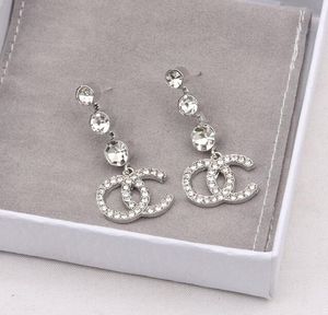 20STYLE 18K GOLD PLATED DANGLE EARRING 고급 브랜드 디자이너 더블 레터 스터드 기하학적 라운드 여성 Crystal Rhinestone Pearl Wedding Party Jewrerry