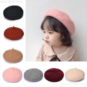 Hårtillbehör 1 PC Baby Girls Beret Hat Solid Color Vintage Beanie Cap Bonnet For Children Barn Barn Spädbarn 2-8 år