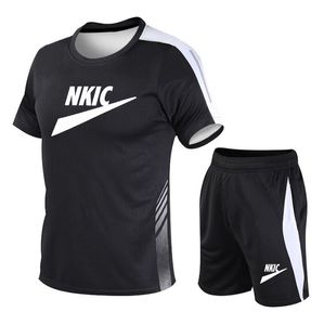 Tute da uomo Abbigliamento sportivo T-shirt a maniche corte a righe Pantaloncini Set Tuta estiva Felpa da basket Calcio Tuta Stampa LOGO di marca