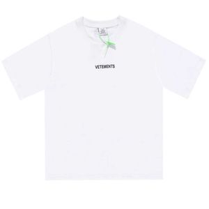 メンズTシャツハイストリートベテメント半袖メンズTシャツ特大レターレッド印刷ヴィンテージY2KレディースTシャツストリートウェアG230202