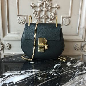 Małe łańcuchy worków Drew torebka błyszcząca skórzana zamszowa torebka okrągłe kształt crossbody designer luksusowy klapa z magnesem worki na ramię