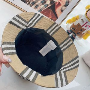 Warm Hats Artist Cap Beanie Bucket Hat Hundred Fashion Brand Designer Bucket Hat for Women Men Baseball Caps Beanie Casquet