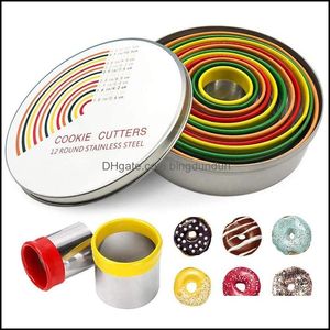 Backen Gebäck Werkzeuge 12 Teile/satz 304 Edelstahl Cookie Keks Cutterset Runde Donut Donut Cutter Form Ringe Set Drop Liefern dh2Sp